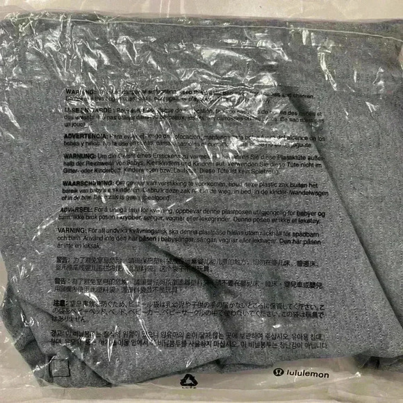 Lululemon  🍋 - Drysense short sleeve - Picture 2 of 2